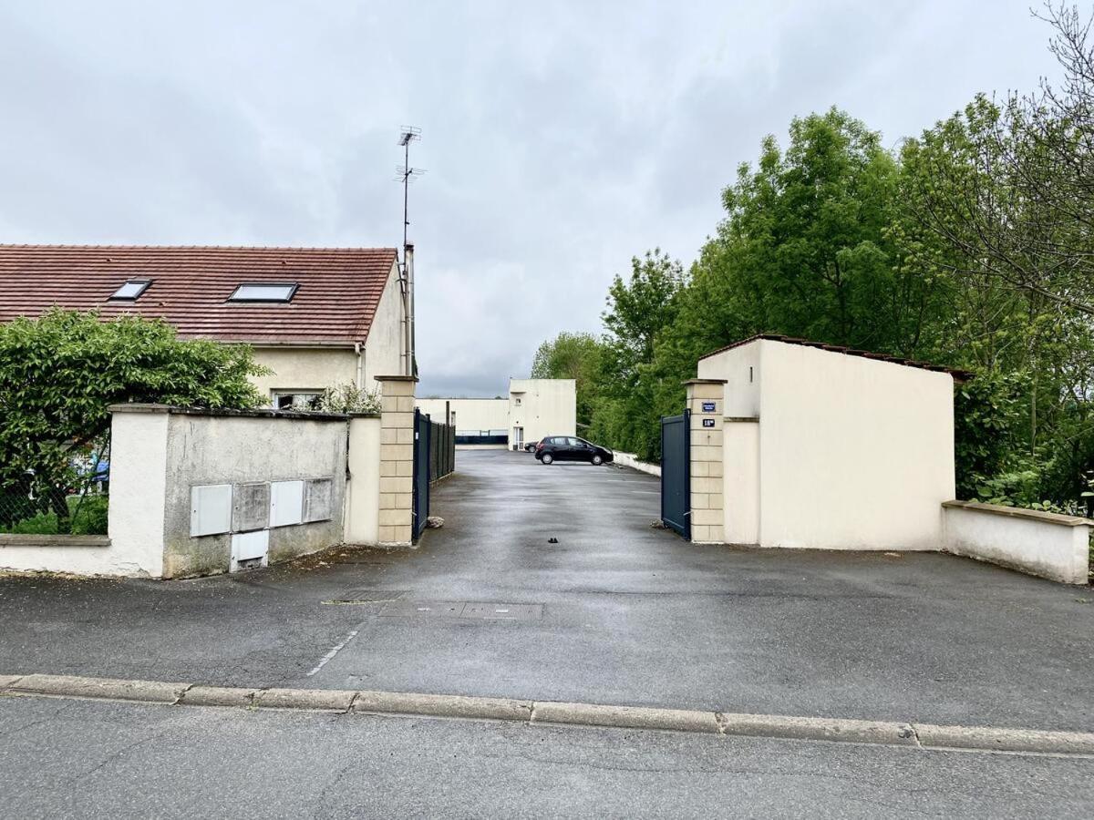 Le Soleo Apartment Moussy-le-Neuf Bagian luar foto